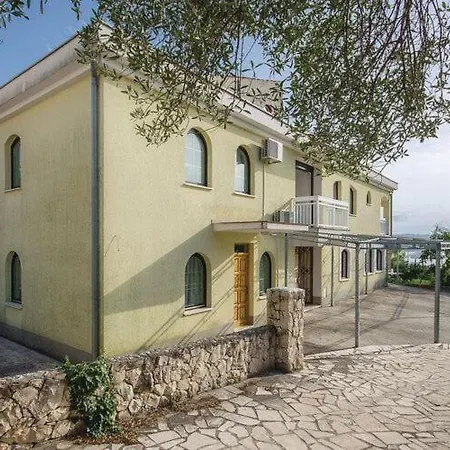 Iovo Traù